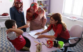 Bayan Din görevlilerinden örnek davranış