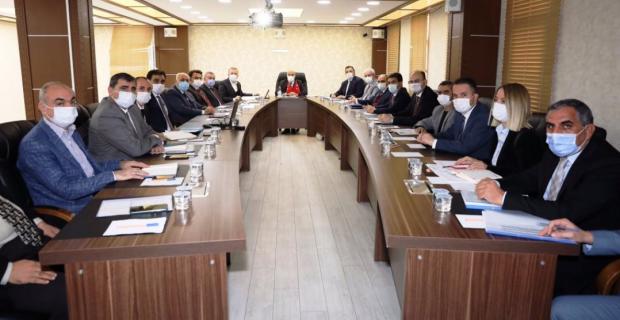 Vali Demirtaş, Belediye Başkanlarıyla Bir Araya Geldi