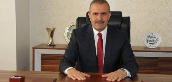 Burhan Kayatürk Kimdir? Nerelidir?
