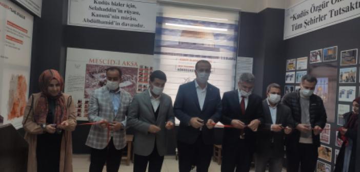 Öğrencilerden okullarına ’Beytülmakdis’ köşesi