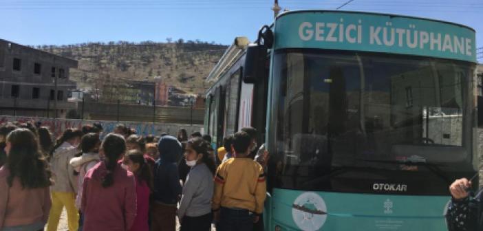 Gezici Kütüphane ile ilk defa tanıştılar