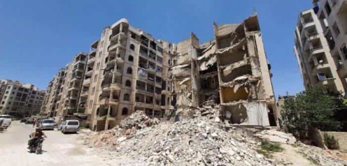 Suriye'de çuvallara konulan 35 kişinin toplu mezarı bulundu