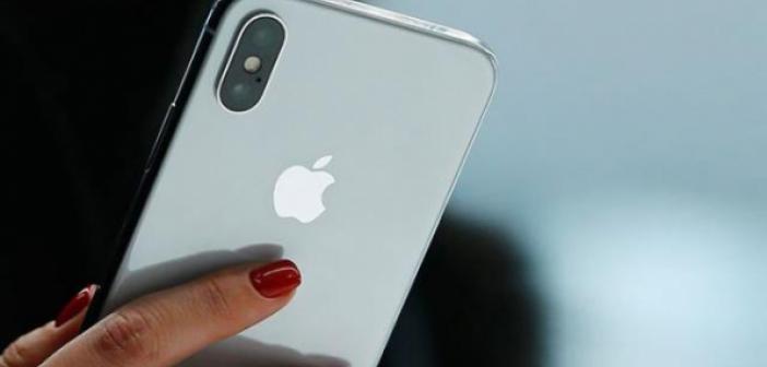 Türkiye'de iPhone sahiplerinin telefonları acı acı çaldı! Ekrana düşen 'Evde kal' bildirimi ortalığı karıştırdı