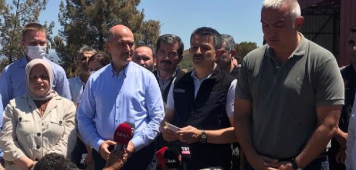 Bakanlar Afet Bölgesinde Açıklama Yapıtı: '3 il 7 noktada yangınlarla mücadele sürüyor'