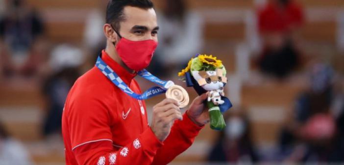 Tokyo'dan bir madalya daha! Ferhat Arıcan cimnastikte tarih yazdı!