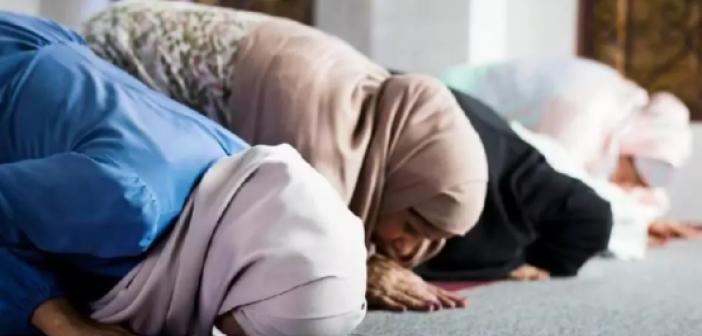 Kadınlar bayram namazı ile sorumlu mudur? Kadınlar bayram namazı kılar mı?