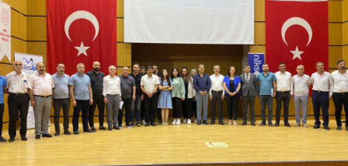 Midyat'ta Dijitalleşme ve e-ticaret semineri verildi
