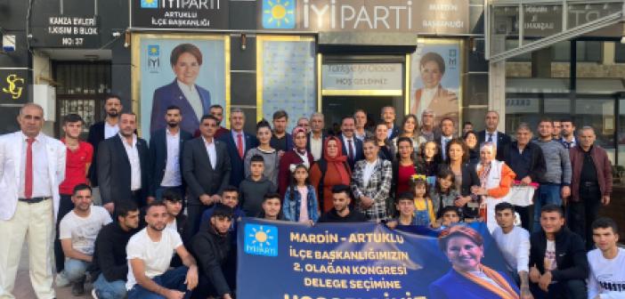 İyi Parti bütün ilçelerde kongre kararı aldı