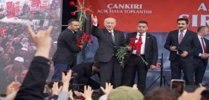 Bahçeli: "Kılıçdaroğlu Kürt kökenli kardeşlerimizin terörist muamelesi gördüğünü iddia etmiştir. Bu iddia düşman iddiasıdır"