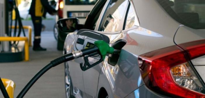 Benzin ve motorine çifte zam geliyor