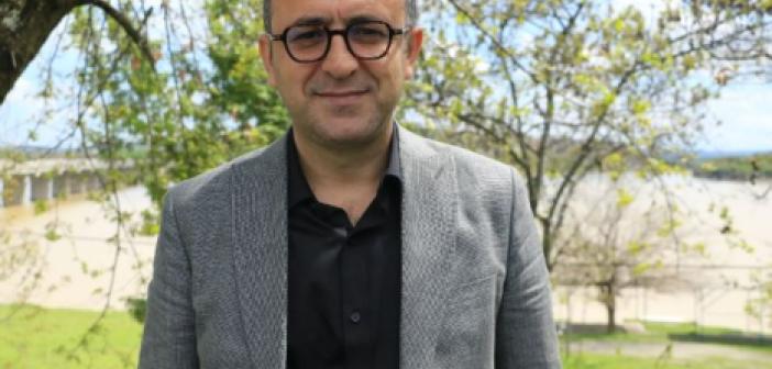Yeşil Sol Partisi Diyarbakır vekili Serhat Eren '300'e yakın mahkum var'