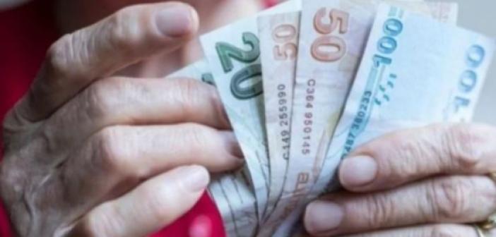 Emekliler: Çarşı pazara çıkamaz durumdayız
