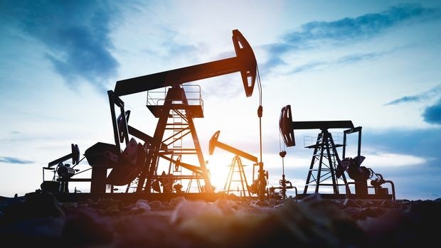 Jeopolitik Endişeler Petrol Fiyatlarını Yükseltiyor