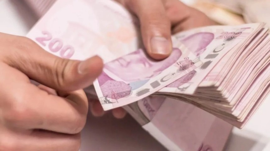Oturdukları yerden 200 bin TL maaş alıyor' Vatandaş haklı olarak isyanda