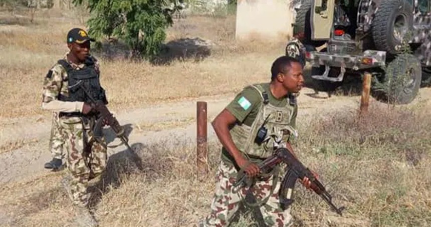 Benin'de askeri birliğe saldırı: En az 70 asker öldü