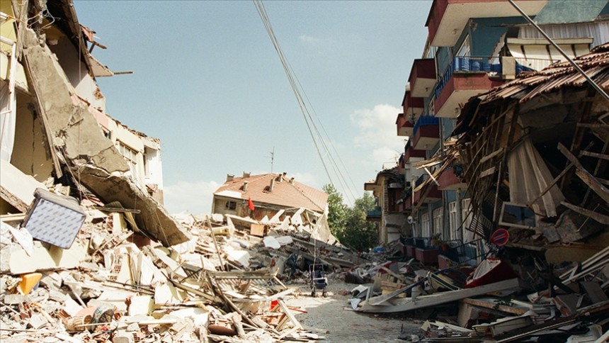 Marmara Depremi ne zaman, saat kaçta oldu? Kaç şiddetindeydi? Kaç kişi hayatını kaybetti?