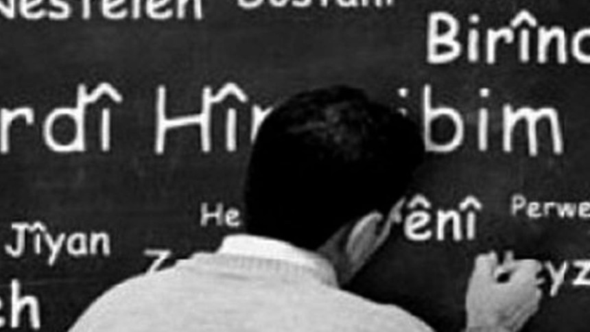 Kürtçe "öğretmen" ne demek? Kürtçe'de "öğretmen" nasıl denir?