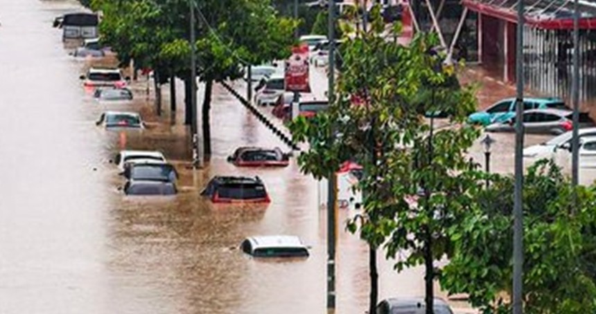 Vietnam'daki sellerde ölü sayısı 90'a yükseldi