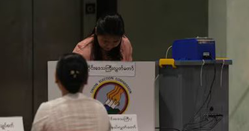 Myanmar’da darbe sonrası ilk genel seçim: 65 bölgede oy işlemi iptal