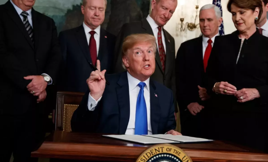 Trump'tan tehdit gibi sözler: Kimsenin bilmediği silahlarımız var