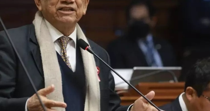 Peru’da kongre yeni geçici devlet başkanını seçti