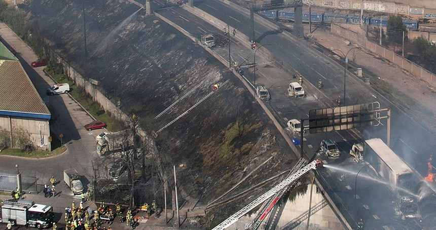 Şili’de gaz yüklü tanker patladı: 4 ölü, 17 yaralı