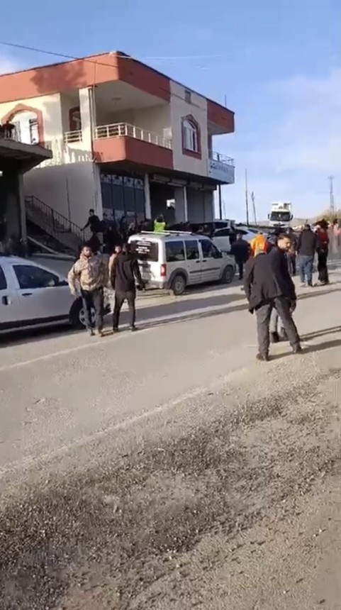 Mardin’de iki grup arasında sopalı kavga: 7 kişi yaralandı