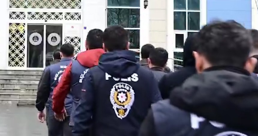 3 ilde bahis operasyonu: 8 şüpheli tutuklandı