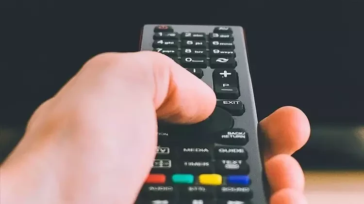 Bu akşam TV'de neler var? 10 Nisan 2026 kanal kanal yayın akışı