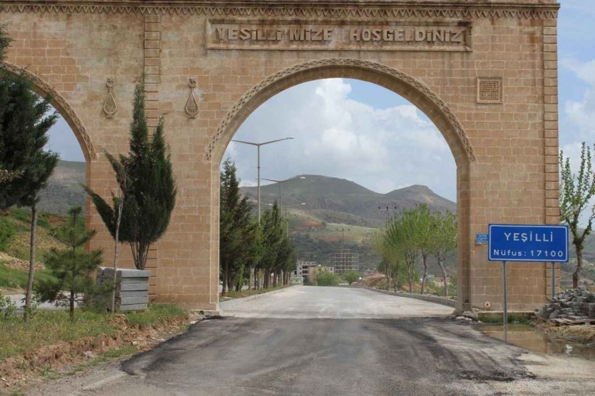 YEŞİLLİ BELEDİYESİ BAŞKANLIĞINDAN TEBLİĞAT İLANI