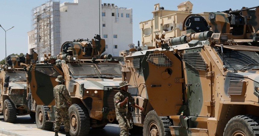 Libya'nın en büyük petrol rafinerisi yakınında çatışma