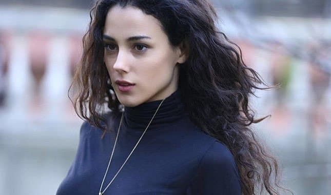 Cansu Tosun kimdir? kaç yaşında? Nereli? Evli mi? Hangi dizilerde oynadı?
