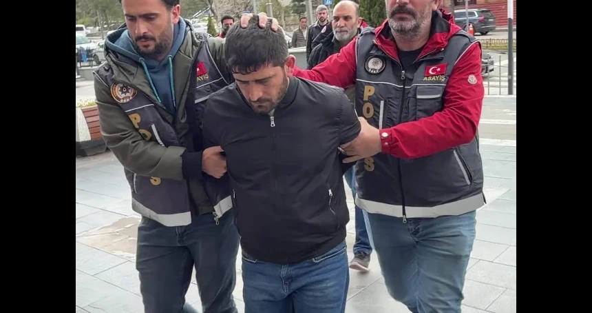 Cami önündeki infaz 6 saatte aydınlatıldı