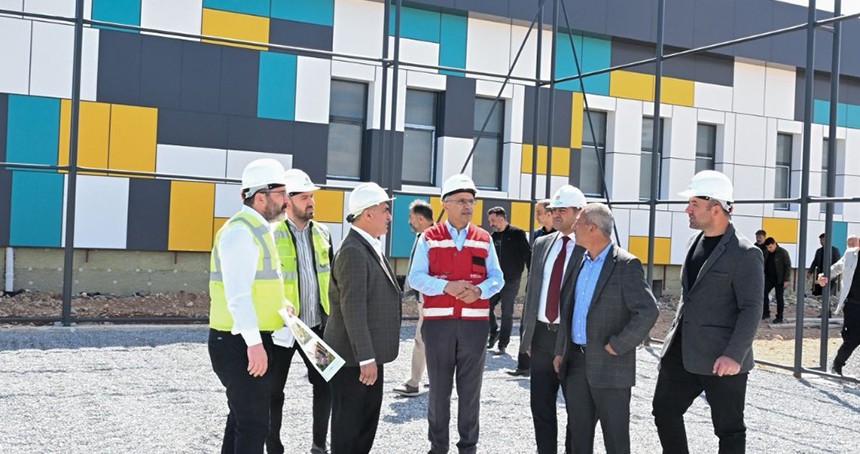 Malatya Büyükşehir Belediye Er, spor kompleksi çalışmalarını yerinde inceledi