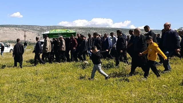 Geri manevra yapan dede 1,5 yaşındaki torununu ezdi