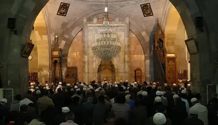 Kurban Bayramı Teşrik tekbirleri ne zaman başlar? Teşrik tekbirleri nasıl okunur?