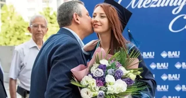 Özgür Özel'in kızı İpek Özel kimdir? Kaç yaşında? Nereli? Ne iş yapıyor?