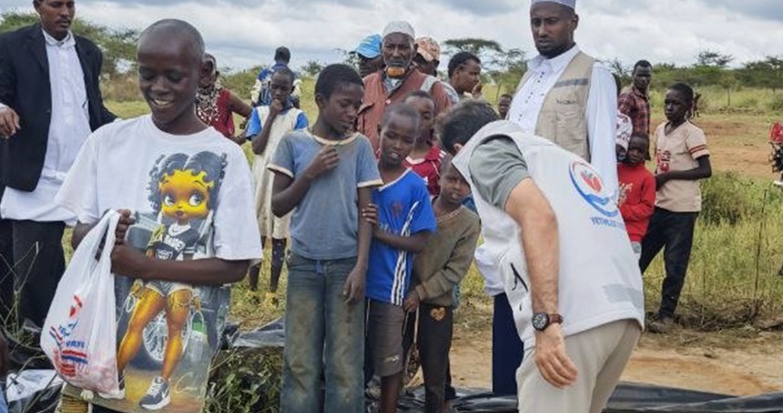 Yetimler Vakfı Kenya’da kurban etlerini ihtiyaç sahiplerine ulaştırdı
