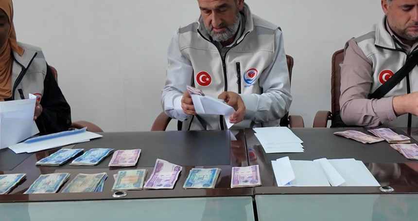 Yetimler Vakfı Etiyopya’da yetim aylığı dağıttı