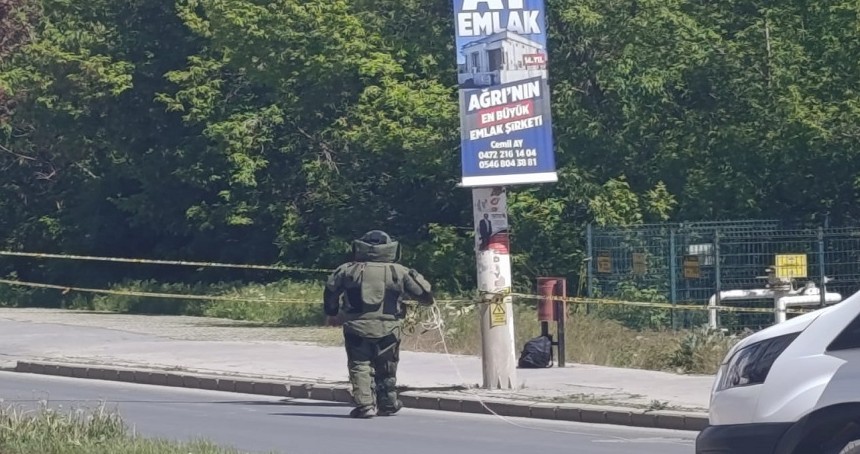 Ağrı'da şüpheli çantadan elbise çıktı!