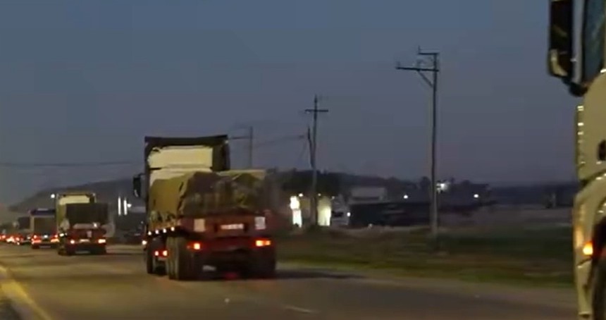 Ürdün, Lübnan'a 28 kamyondan oluşan bir yardım konvoyu gönderdi