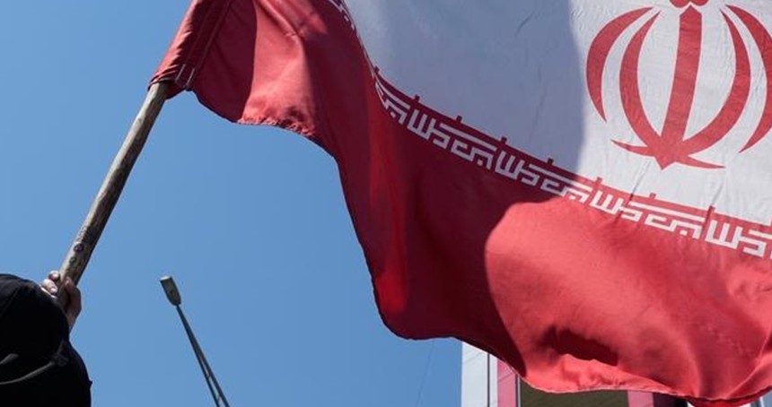 İran'da dış hat uçuşları yeniden başladı
