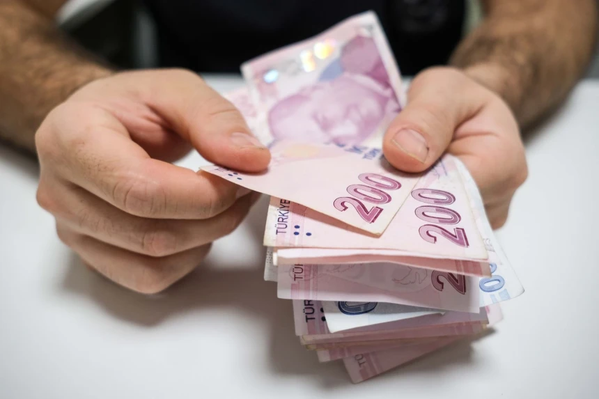 Milyonlarca emekliyi etkileyecek! Kök maaşlar değişiyor