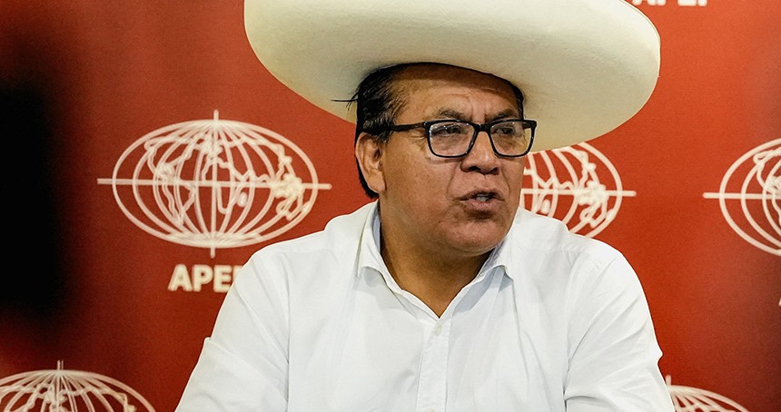 Peru'da devlet başkanlığı seçiminin 2. turunda Sanchez öne geçti
