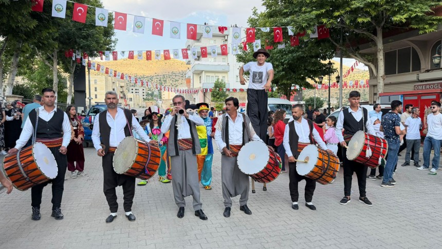 Kiraz Festivali coşkuyla başladı
