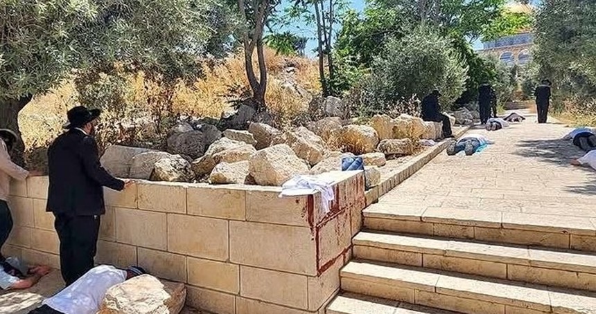 Siyonistler, Mescid-i Aksa'ya baskın düzenledi