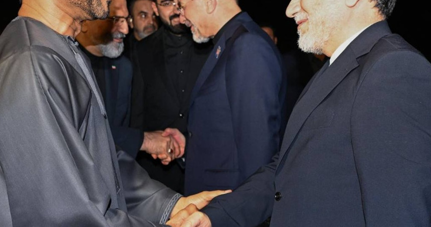 Arakçi, Ummanlı mevkidaşıyla Hürmüz'ün gelecekteki yönetimini görüştü