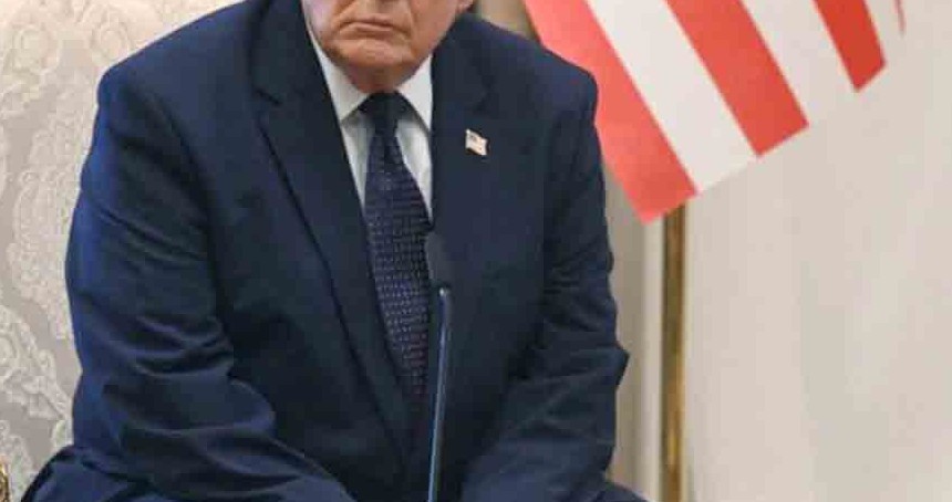 Trump: Bu gece İran'ı güçlü şekilde yeniden vurabiliriz