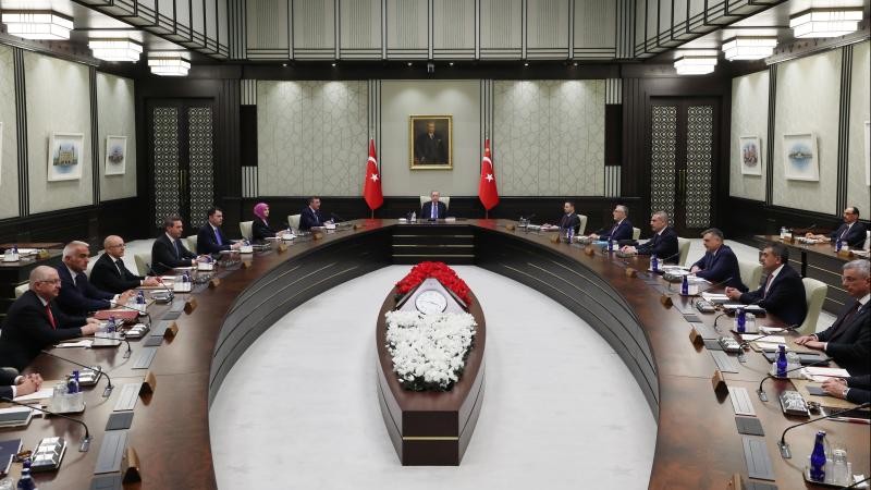 Kabine, yeni haftanın ilk gününde toplanacak
