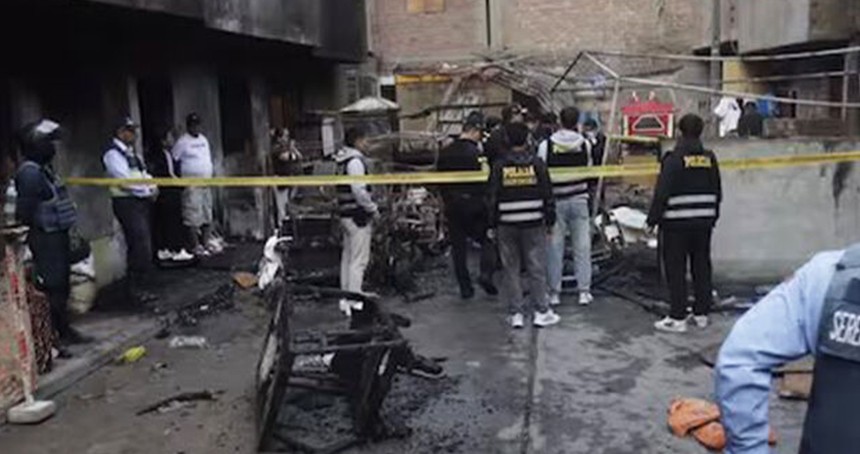 Peru'da bir binada çıkan yangında aynı aileden 10 kişi öldü